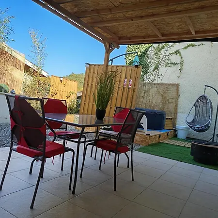 Des 4 Saison Διαμέρισμα Cransac